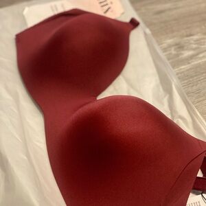 Knix Wingwoman Contour Bra 38E Dark Cherry